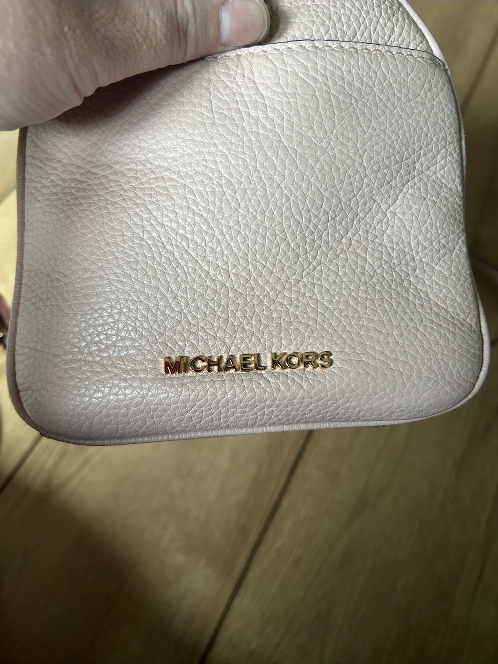 Michael Kors Light Pink Satchel - Picture 4 of 13
